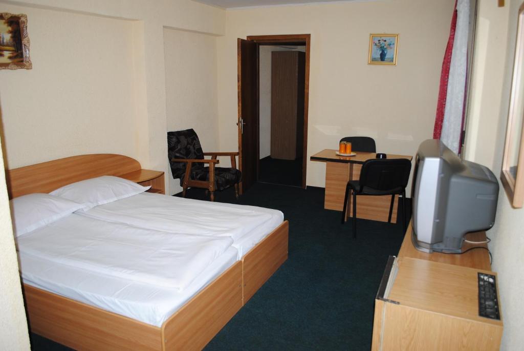 Scheia Hotel West الغرفة الصورة