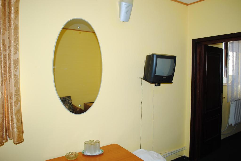 Scheia Hotel West الغرفة الصورة