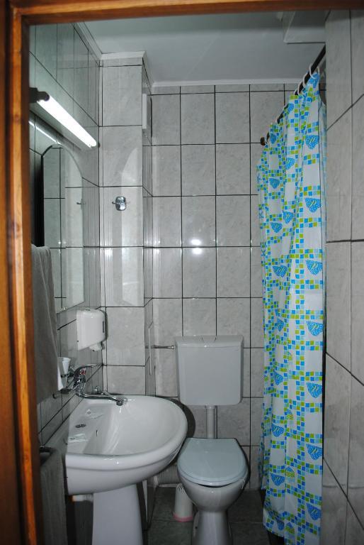 Scheia Hotel West الغرفة الصورة